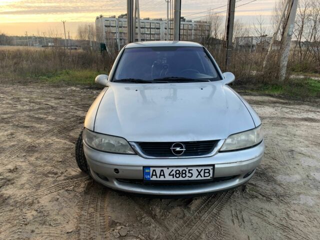 Серый Опель Вектра, объемом двигателя 2 л и пробегом 279 тыс. км за 1900 $, фото 1 на Automoto.ua
