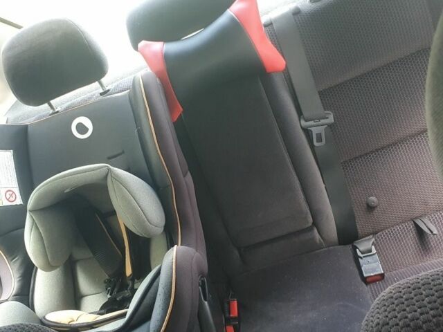 Сірий Опель Вектра, об'ємом двигуна 2 л та пробігом 300 тис. км за 700 $, фото 1 на Automoto.ua