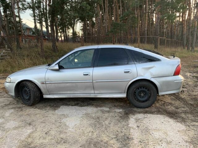 Серый Опель Вектра, объемом двигателя 2 л и пробегом 279 тыс. км за 1900 $, фото 7 на Automoto.ua