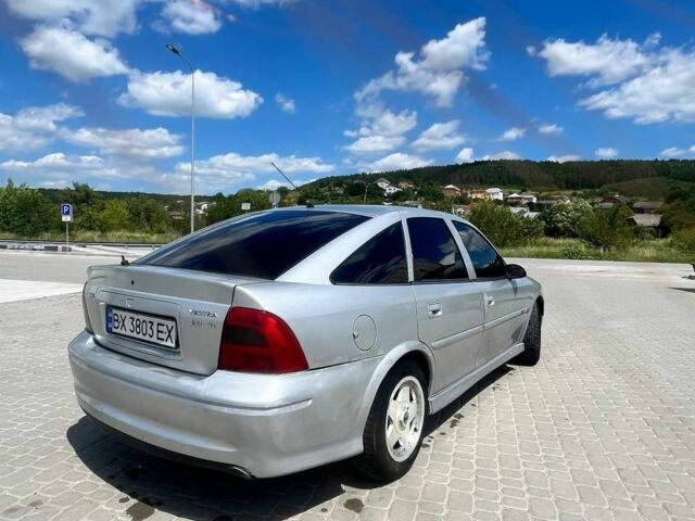 Сірий Опель Вектра, об'ємом двигуна 2 л та пробігом 320 тис. км за 2003 $, фото 4 на Automoto.ua