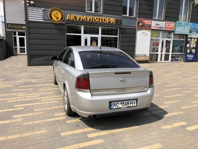 Серый Опель Вектра, объемом двигателя 1.8 л и пробегом 300 тыс. км за 3500 $, фото 3 на Automoto.ua