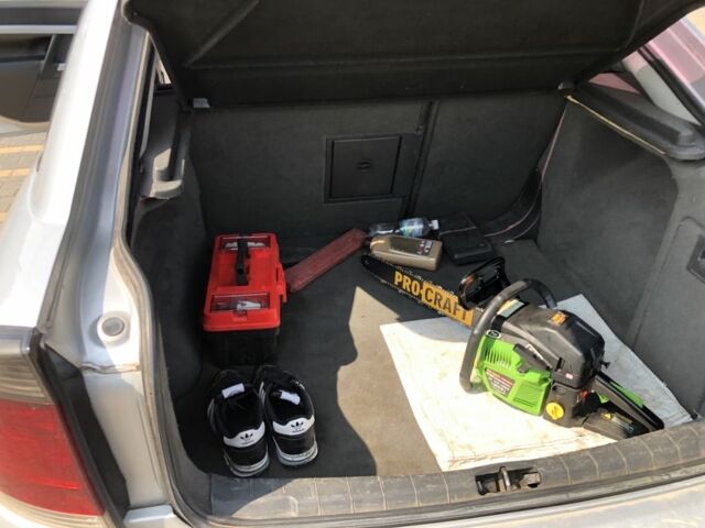 Серый Опель Вектра, объемом двигателя 1.8 л и пробегом 300 тыс. км за 3500 $, фото 5 на Automoto.ua