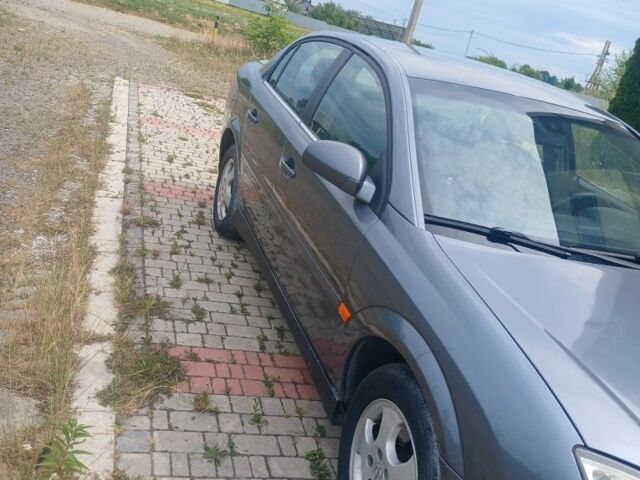 Сірий Опель Вектра, об'ємом двигуна 2 л та пробігом 358 тис. км за 3308 $, фото 2 на Automoto.ua