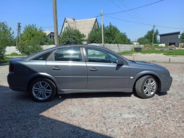 Сірий Опель Вектра, об'ємом двигуна 2.2 л та пробігом 343 тис. км за 4800 $, фото 18 на Automoto.ua