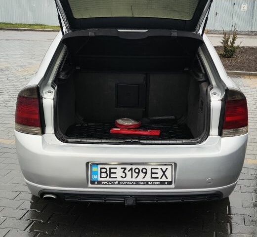 Сірий Опель Вектра, об'ємом двигуна 2.2 л та пробігом 370 тис. км за 3800 $, фото 6 на Automoto.ua