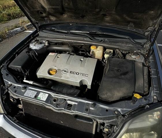 Сірий Опель Вектра, об'ємом двигуна 1.8 л та пробігом 380 тис. км за 4000 $, фото 8 на Automoto.ua