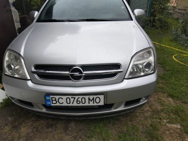 Серый Опель Вектра, объемом двигателя 2.2 л и пробегом 184 тыс. км за 5000 $, фото 1 на Automoto.ua