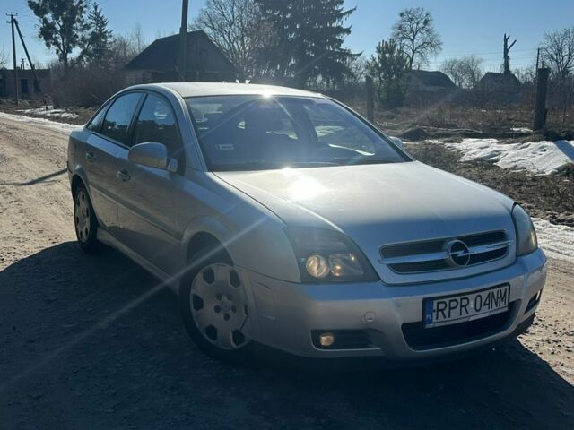Серый Опель Вектра, объемом двигателя 1.9 л и пробегом 300 тыс. км за 2100 $, фото 1 на Automoto.ua