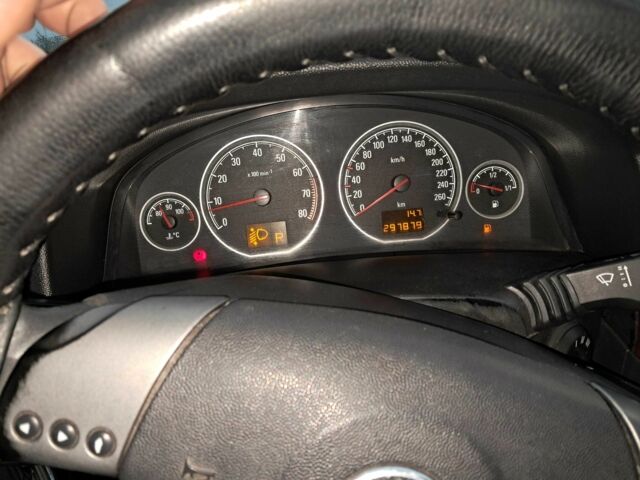 Серый Опель Вектра, объемом двигателя 2.2 л и пробегом 305 тыс. км за 3300 $, фото 9 на Automoto.ua