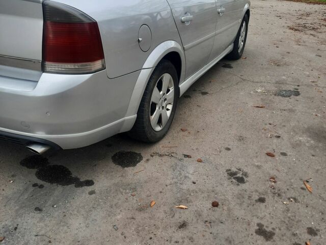 Серый Опель Вектра, объемом двигателя 2 л и пробегом 3 тыс. км за 5000 $, фото 3 на Automoto.ua