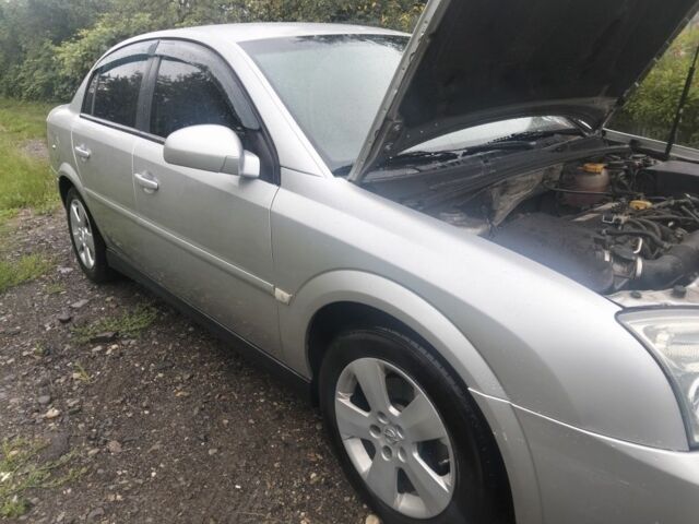 Серый Опель Вектра, объемом двигателя 2.2 л и пробегом 184 тыс. км за 5000 $, фото 6 на Automoto.ua