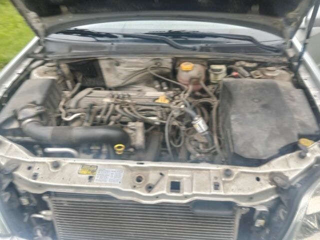 Сірий Опель Вектра, об'ємом двигуна 2.2 л та пробігом 184 тис. км за 4500 $, фото 7 на Automoto.ua