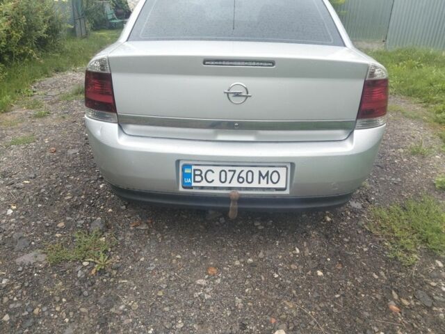 Серый Опель Вектра, объемом двигателя 2.2 л и пробегом 184 тыс. км за 5000 $, фото 4 на Automoto.ua