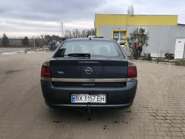 Серый Опель Вектра, объемом двигателя 1.9 л и пробегом 320 тыс. км за 3800 $, фото 5 на Automoto.ua