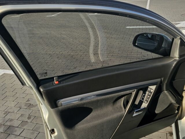 Сірий Опель Вектра, об'ємом двигуна 2.2 л та пробігом 270 тис. км за 5250 $, фото 3 на Automoto.ua