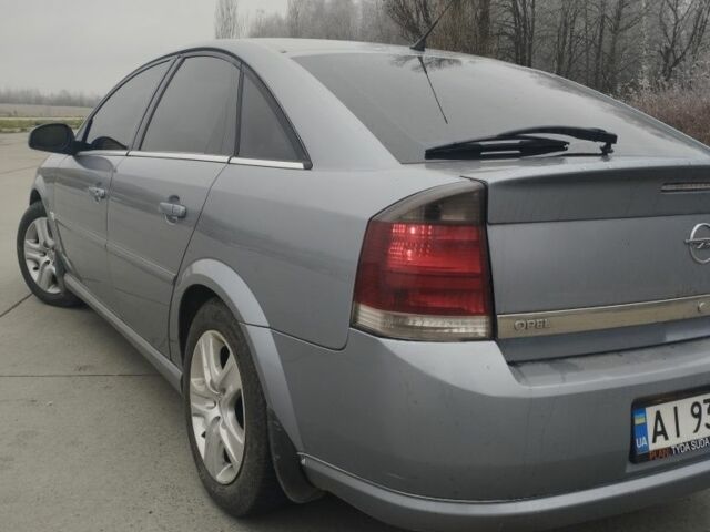 Сірий Опель Вектра, об'ємом двигуна 2.2 л та пробігом 420 тис. км за 4400 $, фото 1 на Automoto.ua