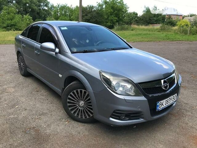 Сірий Опель Вектра, об'ємом двигуна 2.2 л та пробігом 315 тис. км за 6000 $, фото 8 на Automoto.ua