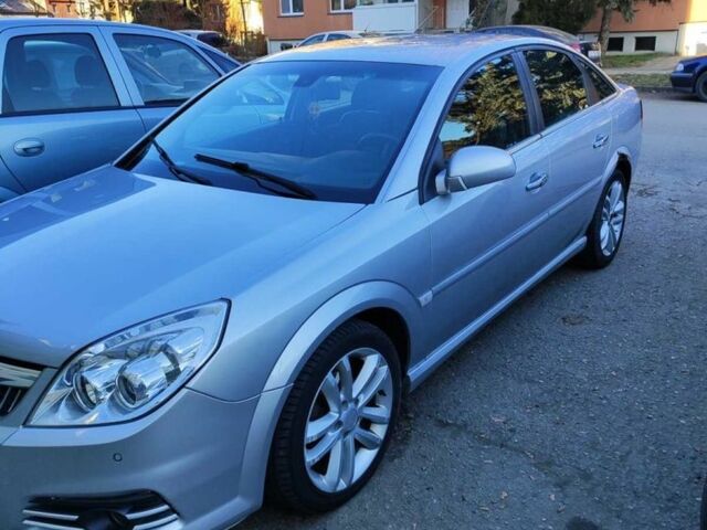 Опель Вектра 2008 у Мукачеве на Automoto.ua Сірий Опель Вектра, об'ємом двигуна 1.9 л та пробігом 368 тис. км за 4000 $, фото 3 на Automoto.ua