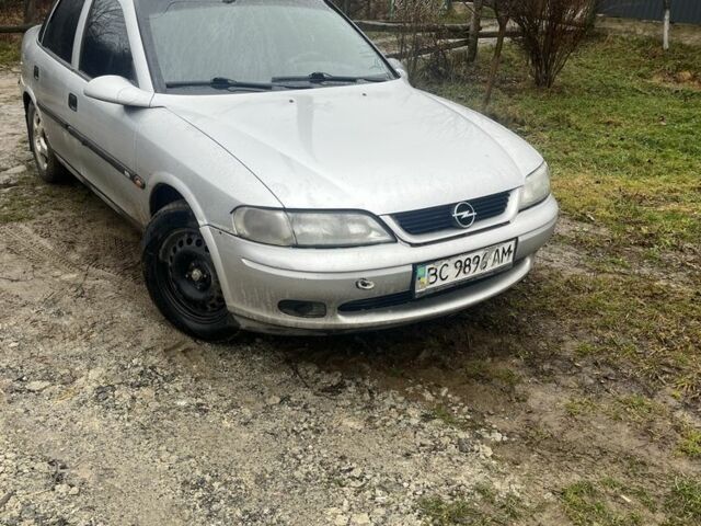Серый Опель Вектра, объемом двигателя 1.8 л и пробегом 300 тыс. км за 814 $, фото 6 на Automoto.ua