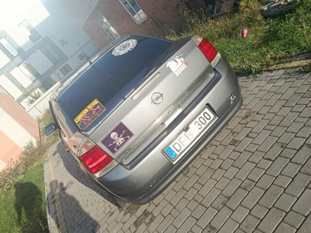 Сірий Опель Вектра, об'ємом двигуна 2 л та пробігом 320 тис. км за 1400 $, фото 2 на Automoto.ua