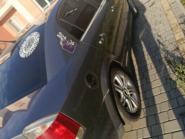 Сірий Опель Вектра, об'ємом двигуна 2 л та пробігом 320 тис. км за 1400 $, фото 4 на Automoto.ua