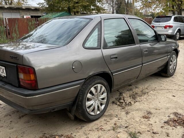 Опель Вектра 1988 в Харькове на Automoto.ua Серый Опель Вектра, объемом двигателя 0 л и пробегом 200 тыс. км за 1000 $, фото 4 на Automoto.ua