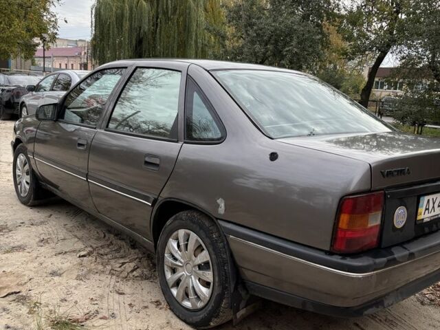 Опель Вектра 1988 в Харькове на Automoto.ua Серый Опель Вектра, объемом двигателя 0 л и пробегом 200 тыс. км за 1000 $, фото 5 на Automoto.ua