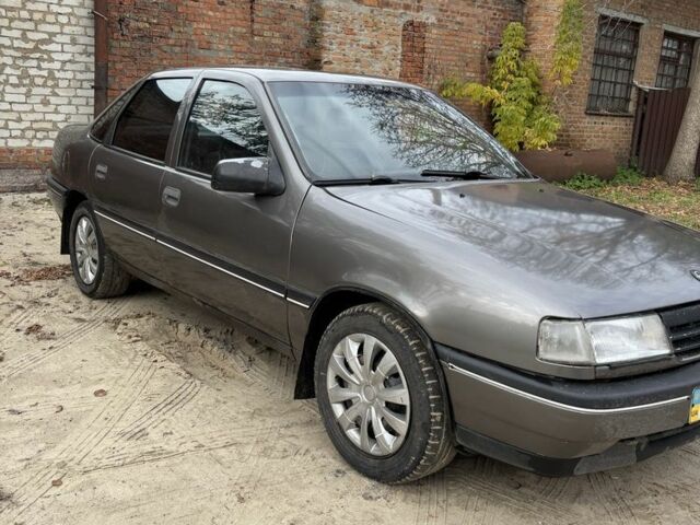 Опель Вектра 1988 в Харькове на Automoto.ua Серый Опель Вектра, объемом двигателя 0 л и пробегом 200 тыс. км за 1000 $, фото 3 на Automoto.ua