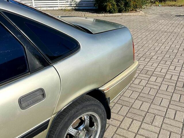 Сірий Опель Вектра, об'ємом двигуна 1.6 л та пробігом 392 тис. км за 1299 $, фото 4 на Automoto.ua