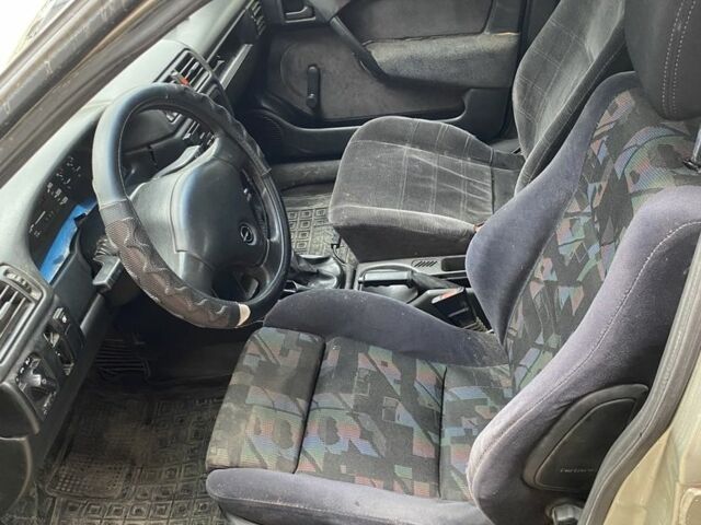 Сірий Опель Вектра, об'ємом двигуна 2 л та пробігом 450 тис. км за 1046 $, фото 2 на Automoto.ua