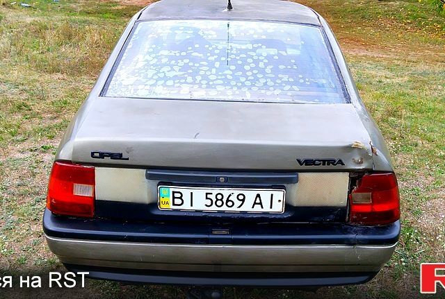 Сірий Опель Вектра, об'ємом двигуна 1.6 л та пробігом 275 тис. км за 720 $, фото 4 на Automoto.ua