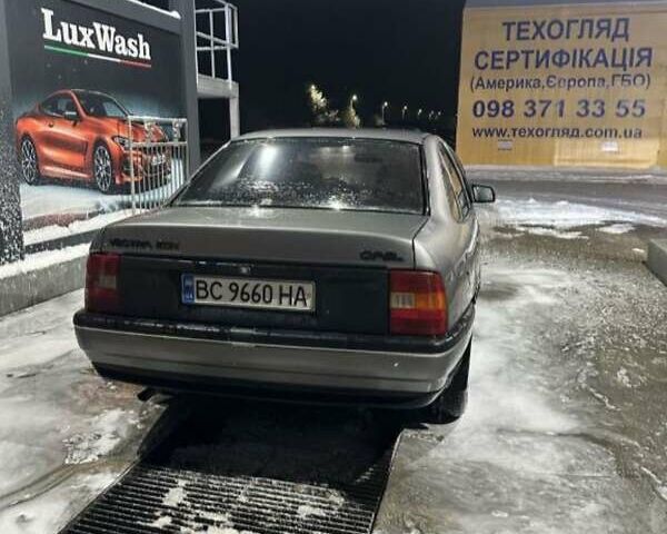 Сірий Опель Вектра, об'ємом двигуна 2 л та пробігом 300 тис. км за 1500 $, фото 2 на Automoto.ua