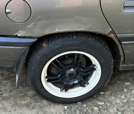 Серый Опель Вектра, объемом двигателя 1.6 л и пробегом 420 тыс. км за 1200 $, фото 3 на Automoto.ua