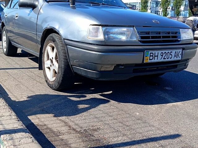 Сірий Опель Вектра, об'ємом двигуна 2 л та пробігом 77 тис. км за 1500 $, фото 6 на Automoto.ua