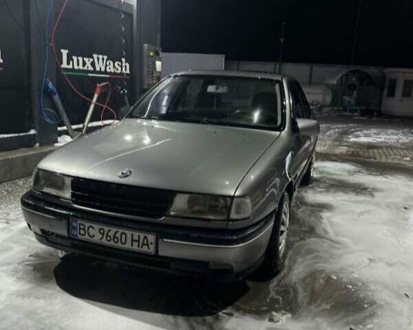 Сірий Опель Вектра, об'ємом двигуна 2 л та пробігом 300 тис. км за 1500 $, фото 4 на Automoto.ua