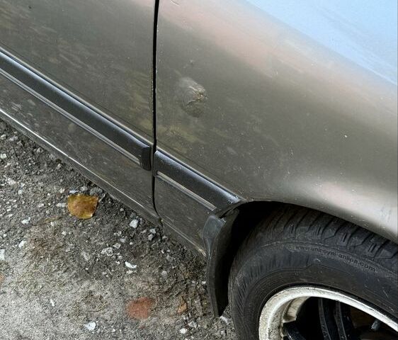 Серый Опель Вектра, объемом двигателя 1.6 л и пробегом 420 тыс. км за 1200 $, фото 5 на Automoto.ua