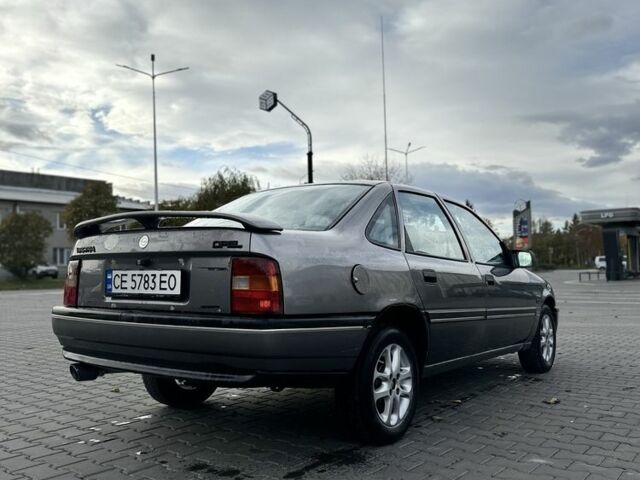 Опель Вектра 1989 у Чернівцях на Automoto.ua Сірий Опель Вектра, об'ємом двигуна 1.6 л та пробігом 260 тис. км за 1350 $, фото 3 на Automoto.ua