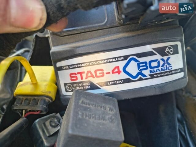 Серый Опель Вектра, объемом двигателя 2 л и пробегом 223 тыс. км за 1999 $, фото 38 на Automoto.ua