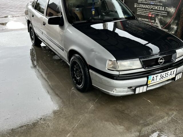 Серый Опель Вектра, объемом двигателя 2 л и пробегом 300 тыс. км за 850 $, фото 2 на Automoto.ua