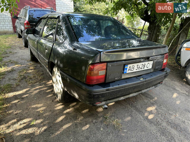 Серый Опель Вектра, объемом двигателя 2 л и пробегом 300 тыс. км за 1150 $, фото 1 на Automoto.ua