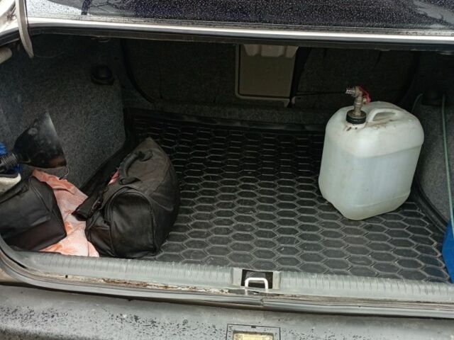 Серый Опель Вектра, объемом двигателя 0 л и пробегом 350 тыс. км за 1500 $, фото 5 на Automoto.ua