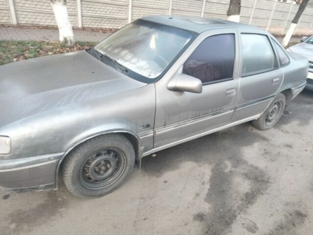 Серый Опель Вектра, объемом двигателя 1.6 л и пробегом 460 тыс. км за 800 $, фото 6 на Automoto.ua