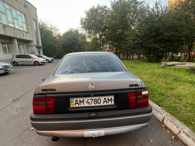 Серый Опель Вектра, объемом двигателя 1.6 л и пробегом 370 тыс. км за 800 $, фото 8 на Automoto.ua