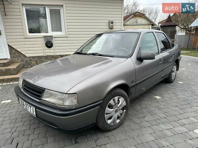 Сірий Опель Вектра, об'ємом двигуна 1.6 л та пробігом 230 тис. км за 1900 $, фото 10 на Automoto.ua