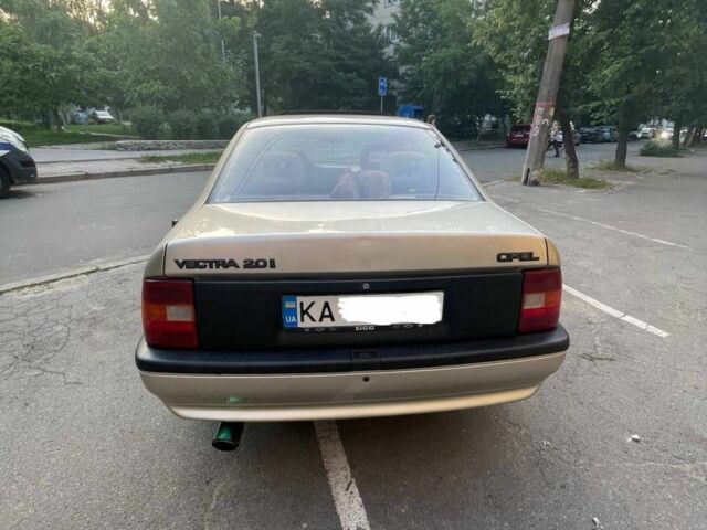 Серый Опель Вектра, объемом двигателя 2 л и пробегом 400 тыс. км за 1750 $, фото 2 на Automoto.ua