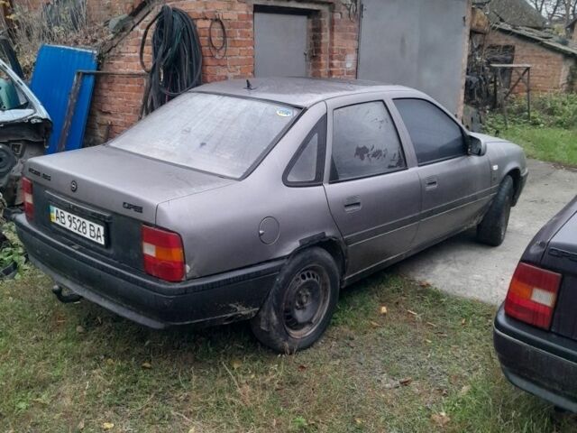 Серый Опель Вектра, объемом двигателя 0 л и пробегом 420 тыс. км за 520 $, фото 2 на Automoto.ua