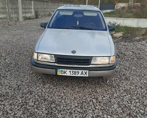 Сірий Опель Вектра, об'ємом двигуна 1.8 л та пробігом 300 тис. км за 850 $, фото 12 на Automoto.ua