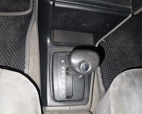 Серый Опель Вектра, объемом двигателя 2 л и пробегом 345 тыс. км за 2300 $, фото 6 на Automoto.ua