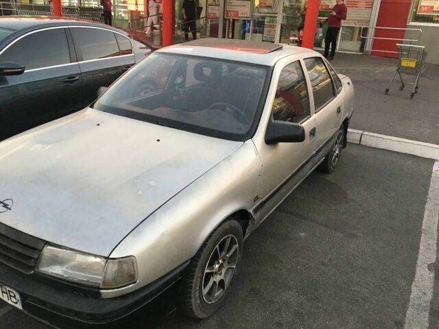 Сірий Опель Вектра, об'ємом двигуна 1.6 л та пробігом 440 тис. км за 28000 $, фото 2 на Automoto.ua