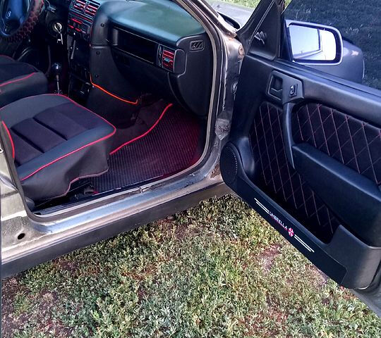 Серый Опель Вектра, объемом двигателя 2 л и пробегом 0 тыс. км за 2030 $, фото 8 на Automoto.ua